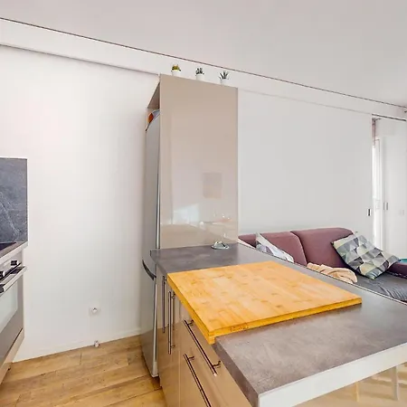2 Bedroom Amazing In Apartamento