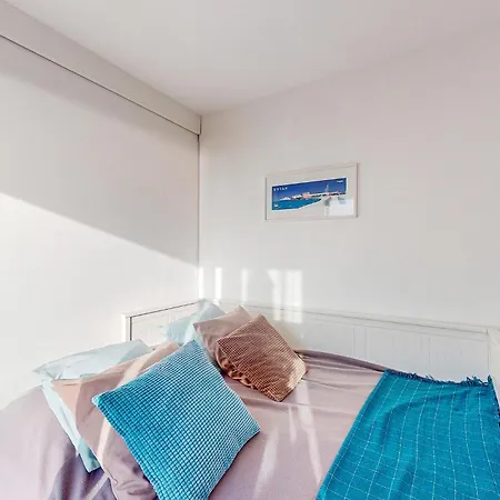 Gorgeous Apartment In Royan With House Sea View * רויאן