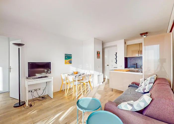 2 Bedroom Amazing In アパート *